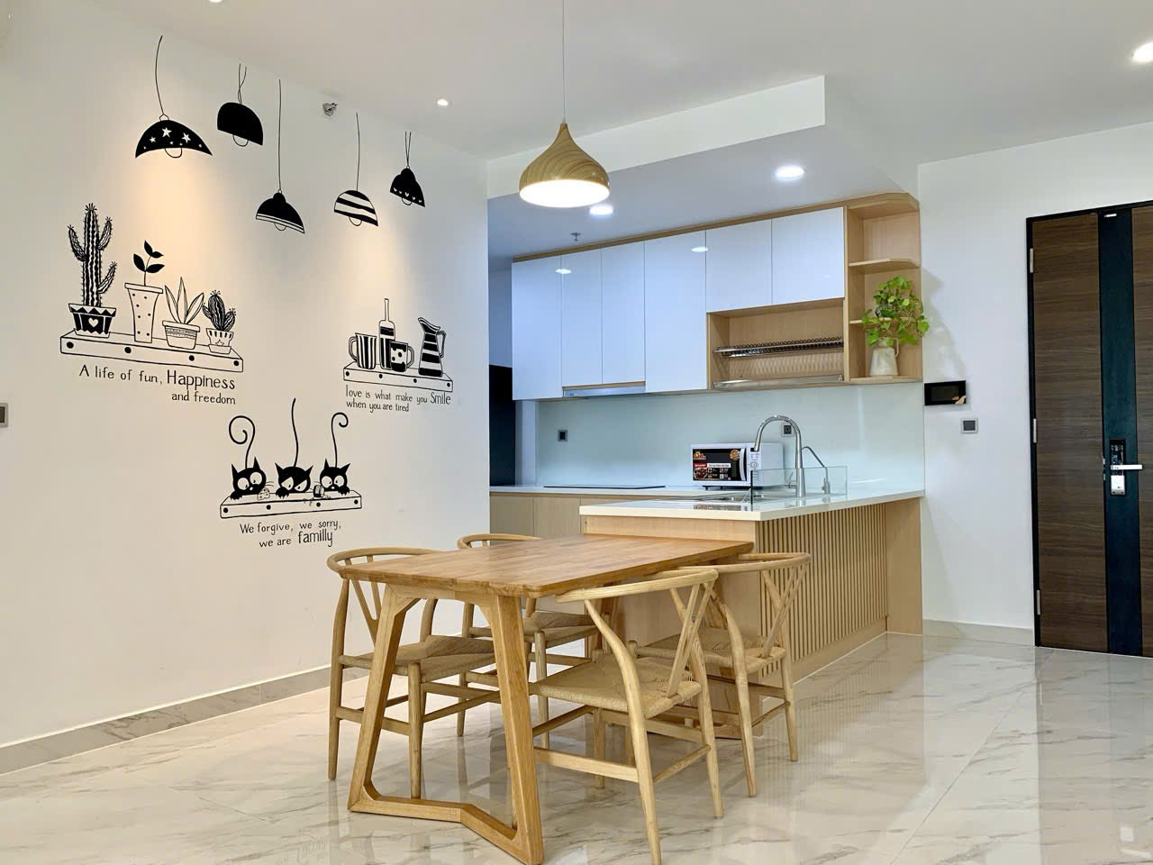 Căn hộ Midtown cho thuê giá rẻ
