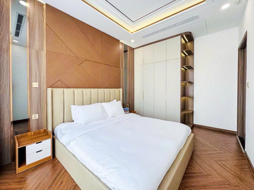 Tophouse Phú Mỹ Hưng